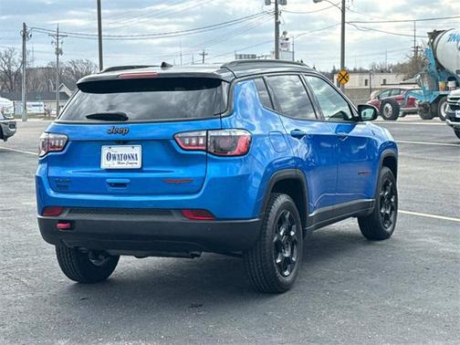 2024 Jeep Compass Trailhawk