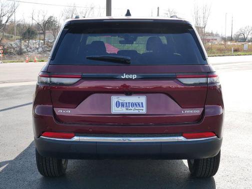 Velvet Red Pearlcoat 2026 Jeep Grand Cherokee Altitude