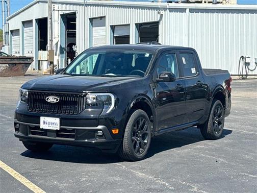 2025 Ford Maverick Lobo Standard