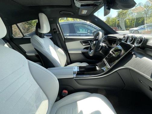 2026 Mercedes-Benz GLC 300 Base 4MATIC