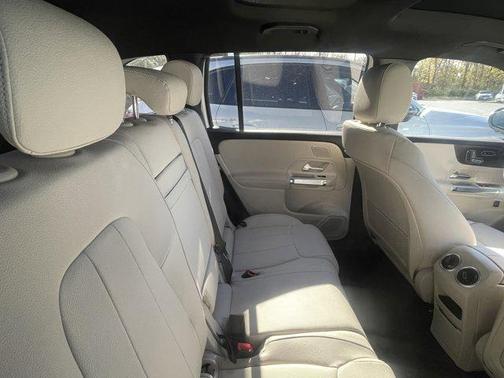 2026 Mercedes-Benz GLB 250 Base 4MATIC