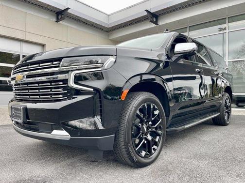 2023 Chevrolet Suburban Premier