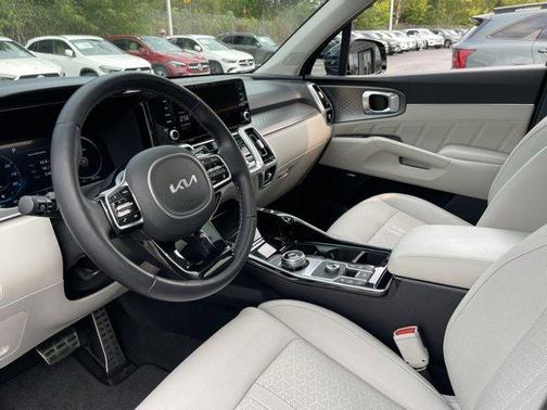 2022 Kia Sorento Plug-In Hybrid SX Prestige