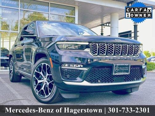 Midnight Sky 2023 Jeep Grand Cherokee 4xe Summit