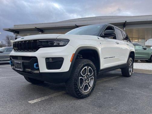 2023 Jeep Grand Cherokee 4xe Trailhawk