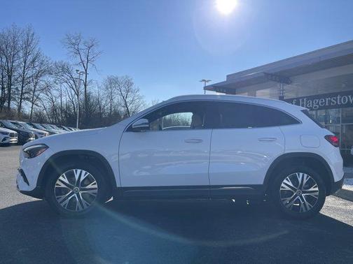 2025 Mercedes-Benz GLA 250 Base 4MATIC
