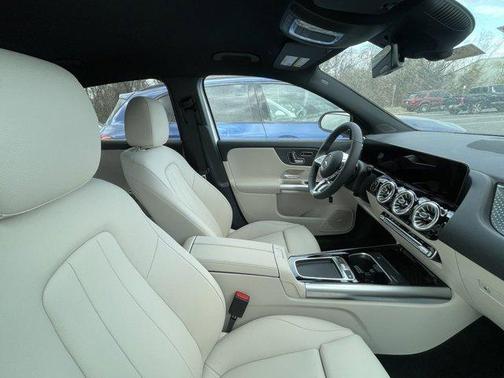 2025 Mercedes-Benz GLA 250 Base 4MATIC