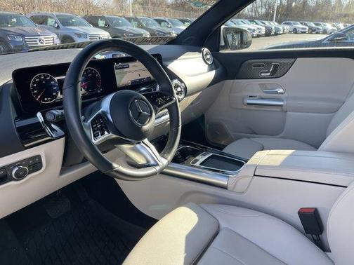 2025 Mercedes-Benz GLA 250 Base 4MATIC