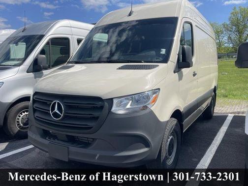 2025 Mercedes-Benz Sprinter 2500 Standard Roof
