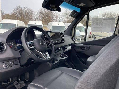 2022 Mercedes-Benz Sprinter 2500 HIGH 170