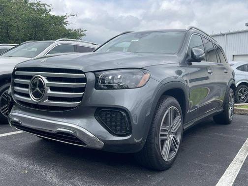 2025 Mercedes-Benz GLS 450 4MATIC