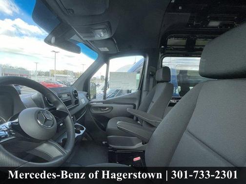 2026 Mercedes-Benz Sprinter 2500 High Roof