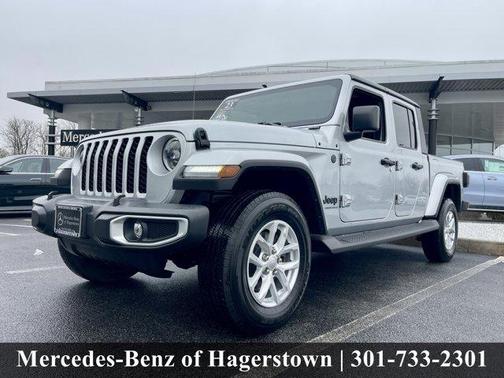 2023 Jeep Gladiator Sport