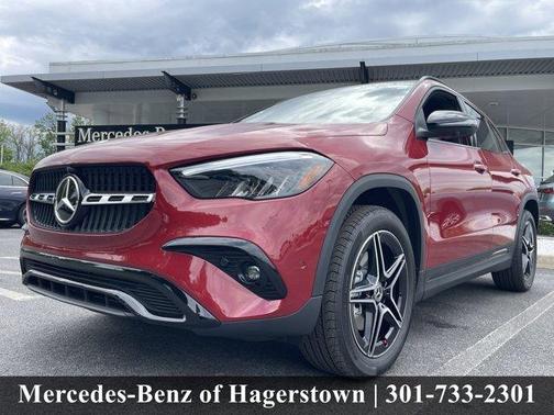 MANUFAKTUR Patagonia Red Metallic 2026 Mercedes-Benz GLA 250 Base 4MATIC