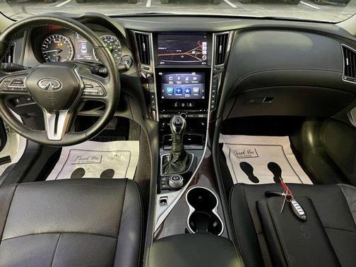 2018 INFINITI Q50 Hybrid Luxe