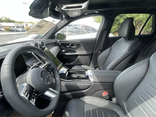 2026 Mercedes-Benz GLC 300 Base 4MATIC