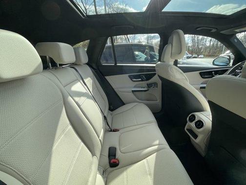 2026 Mercedes-Benz GLC 300 Base 4MATIC