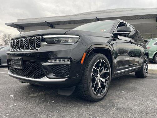 2025 Jeep Grand Cherokee Summit