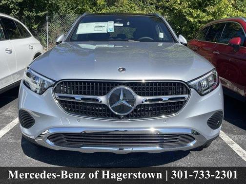 Cirrus Silver Metallic 2027 Mercedes-Benz GLC 300 4MATIC