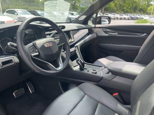 2024 Cadillac XT6 Sport AWD