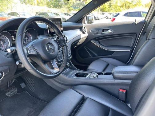 2017 Mercedes-Benz GLA 250 Base 4MATIC