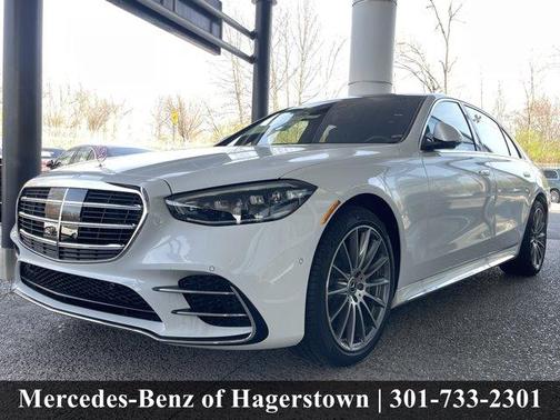 MANUFAKTUR Moonlight White Metallic 2026 Mercedes-Benz S-Class Base