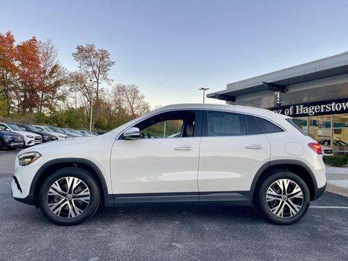 2025 Mercedes-Benz GLA 250 Base 4MATIC
