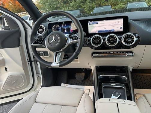 2025 Mercedes-Benz GLA 250 Base 4MATIC