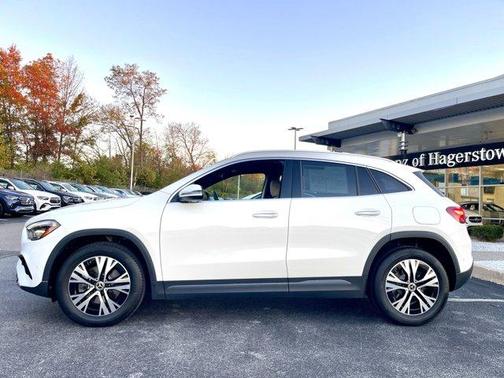 2025 Mercedes-Benz GLA 250 Base 4MATIC