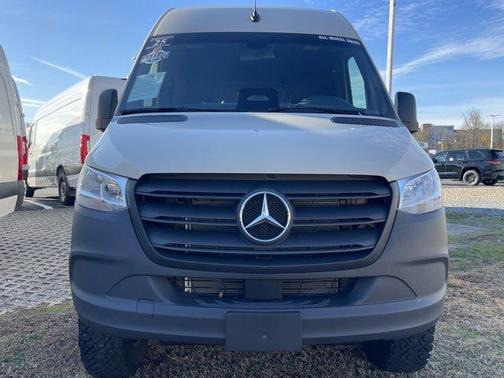 2025 Mercedes-Benz Sprinter 2500 HIGH ROOF DIESEL HO 144