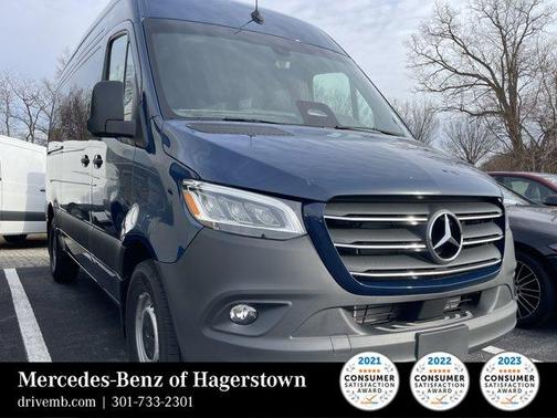 2026 Mercedes-Benz Sprinter 2500 144 WB Standard Roof Passenger