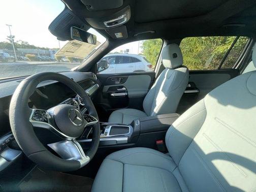 2026 Mercedes-Benz GLB 250 Base 4MATIC