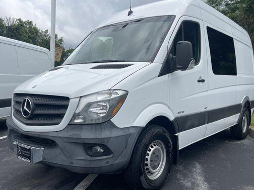 2014 Mercedes-Benz Sprinter 144 HIGH ROOF