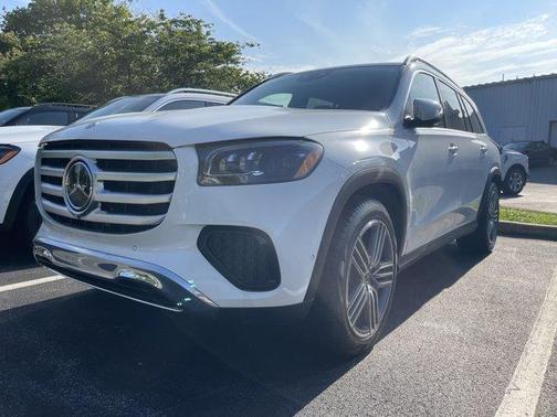 2025 Mercedes-Benz GLS 450 4MATIC