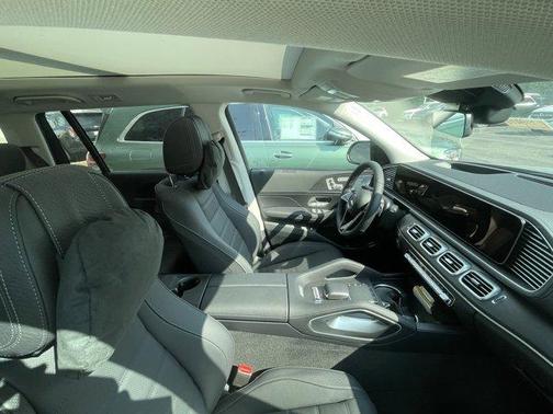 2026 Mercedes-Benz GLS 450 4MATIC