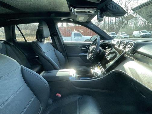 2026 Mercedes-Benz GLC 300 Base 4MATIC