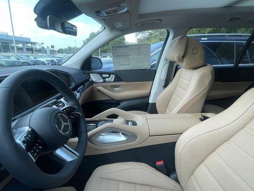 2026 Mercedes-Benz GLS 450 4MATIC