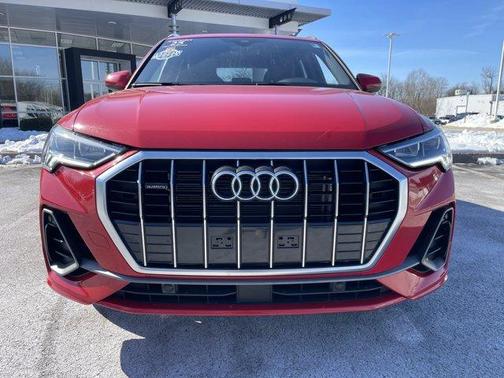 2025 Audi Q3 45 S line Premium