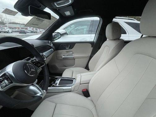 2025 Mercedes-Benz GLB 250 Base 4MATIC