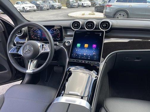 2025 Mercedes-Benz GLC 300 Base 4MATIC