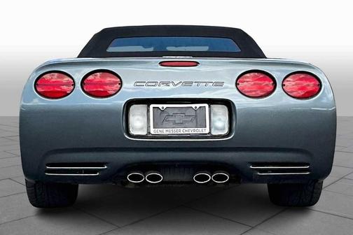 2003 Chevrolet Corvette 