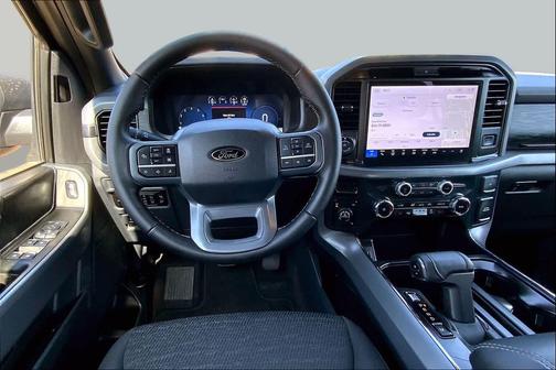 Agate Black Metallic 2025 Ford F-150 XLT