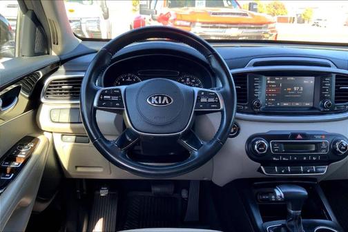 2020 Kia Sorento S V6