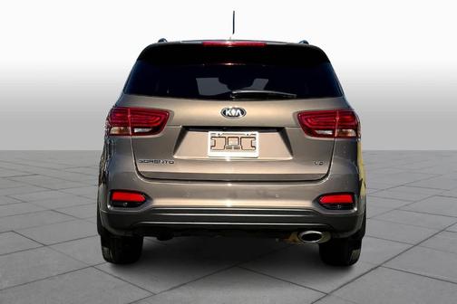 2020 Kia Sorento S V6