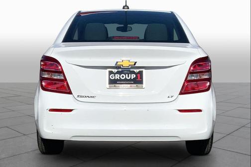 Summit White 2019 Chevrolet Sonic LT