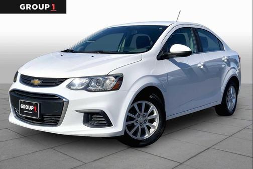 Summit White 2019 Chevrolet Sonic LT