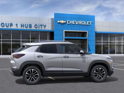 Sterling Gray Metallic 2026 Chevrolet Trailblazer LT