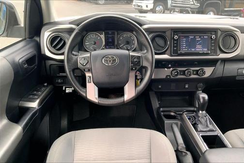 2017 Toyota Tacoma SR5