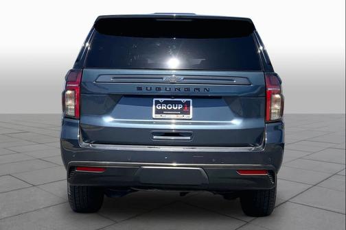Shadow Gray Metallic 2021 Chevrolet Suburban Z71