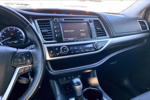2019 Toyota Highlander LE Plus